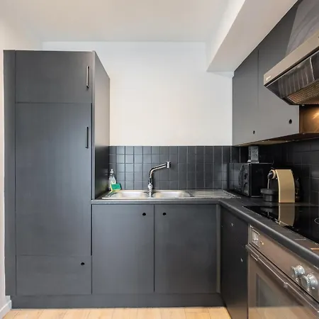 Bright 2-Bedroom Apartment W Balcony And Parking Lambersart Exterior photo