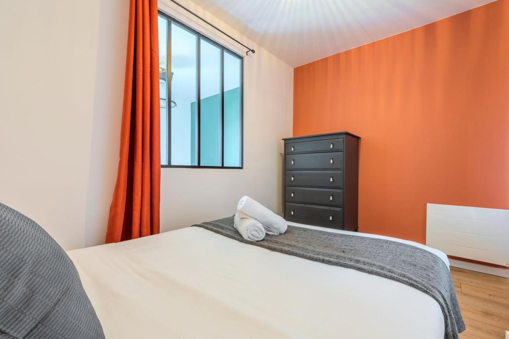 Bright 2-bedroom W Balcony And Parking